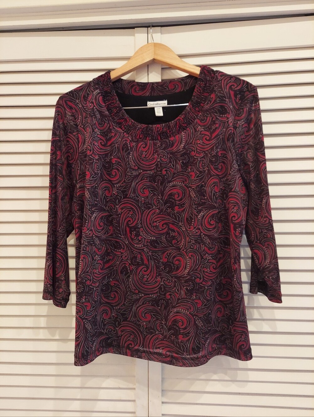 croft & barrow Burgundy and Black Pasley Long Sleeve Top 🍷🖤